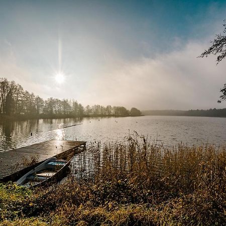 Luxus-See-Domizil Mit Sauna, Kamin Und Boot-130 Qm Fuer 6 Personen Krakow am See Ngoại thất bức ảnh